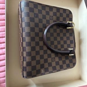 authentic Louis Vuitton totes bags